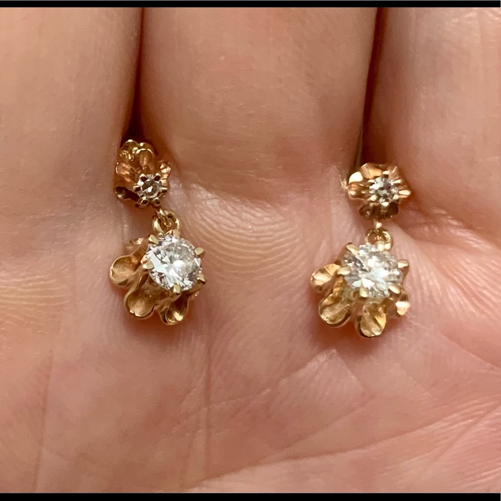 ⚜️Vtg Buttercup 14Kt Yellow Gold Diamond Dangle Earrings with Screw Posts & Nuts
